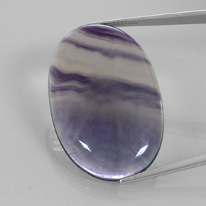 Fluorite multicolore naturelle coupe ovale, 50,75 ct, transparent