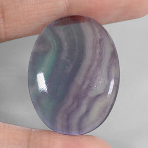 Fluorite multicolore naturelle coupe ovale, 52,83 ct, transparent