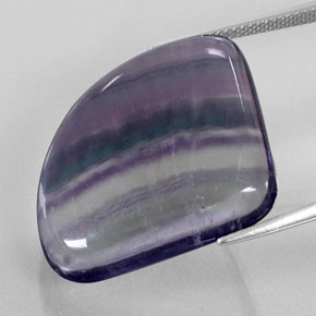Fluorite multicolore naturelle forme fantaisie, 31,33 ct, transparent