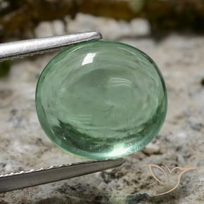 Fluorine Vert clair naturelle ovale, 4.75 ct, Transparent