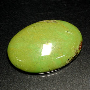 Gaspeïte vert naturelle coupe ovale, 18,18 ct, opaque