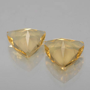 Achetez naturel ct Jaune Béryl doré gems, Trillion, En provenance Madagascar chez GemSelect. En stock, livraison internationale!