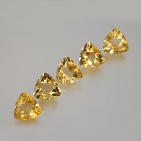 Achetez naturel ct Jaune Béryl doré gems, Trillion, En provenance Madagascar chez GemSelect. En stock, livraison internationale!