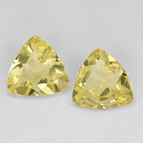 Achetez naturel 2.21ct Jaune clair Béryl doré gems, Trillion, En provenance Madagascar chez GemSelect. En stock, livraison internationale!