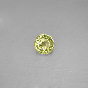 Grenat grossulaire vert naturelle coupe roude, 0,59 ct, VVS-VS