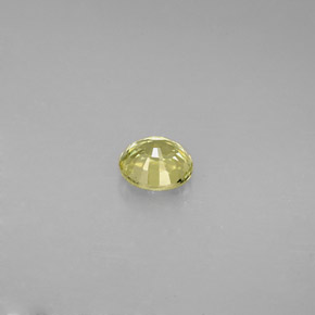 Grenat grossulaire vert naturelle coupe roude, 0,59 ct, VVS-VS
