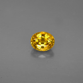 Grenat grossulaire jaune naturelle coupe ovale, 0,73 ct, VVS-VS