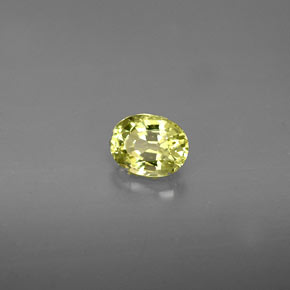 Grenat grossulaire vert naturelle coupe ovale, 0,49 ct, VS