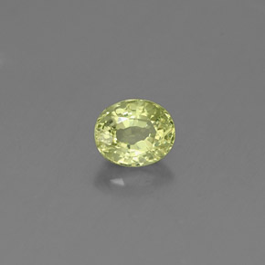 Grenat grossulaire vert naturelle coupe ovale, 0,52 ct, VS