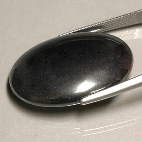 Hématite gris naturelle coupe ovale, 55,74 ct, opaque