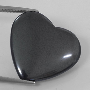 Hématite noir et gris naturelle forme de coeur, 22,68 ct, opaque