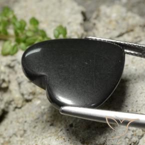 Hématite Gris foncé naturelle Cœur, 23.05 ct, Opaque