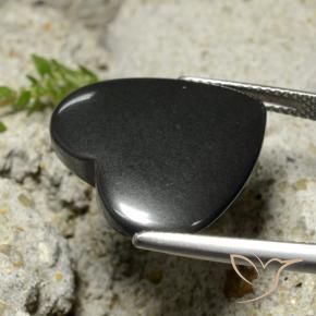 Hématite Gris foncé naturelle Cœur, 23.25 ct, Opaque