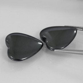 Achetez naturel 46.94ct Noir Gris Hématite gems, Forme de coeur, En provenance Brésil chez GemSelect. En stock, livraison internationale!