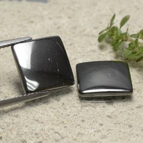Achetez naturel 9.79ct Noir Gris Hématite gems, Carré, En provenance Brésil chez GemSelect. En stock, livraison internationale!