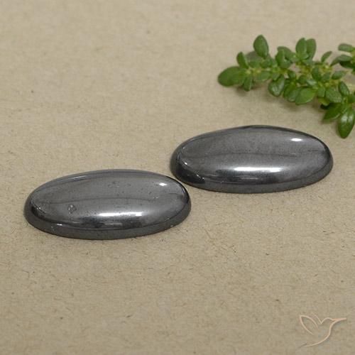 Shop natural 19.31ct Gris foncé Hématite gems, ovale, from Brésil at GemSelect. In stock, global shipping!