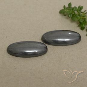 Shop natural 18.06ct Noir Gris Hématite gems, ovale, from Brésil at GemSelect. In stock, global shipping!