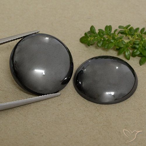 66.33ctw Naturel Noir Gris Hématite, Tour, Opaque