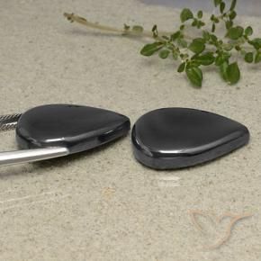 Shop natural 62.15ct Gris foncé Hématite gems, En forme de poire, from Brésil at GemSelect. In stock, global shipping!