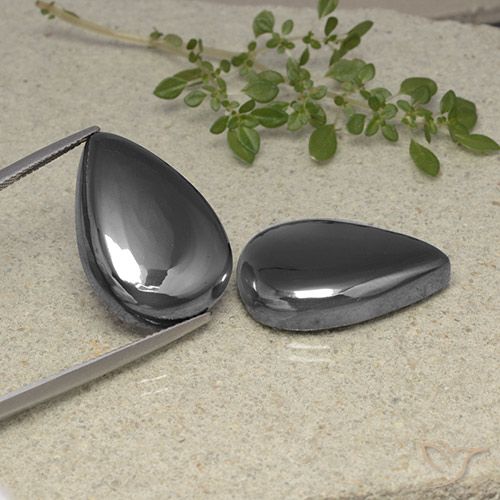 Shop natural 54.14ct Gris foncé Hématite gems, En forme de poire, from Brésil at GemSelect. In stock, global shipping!