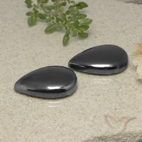 Shop natural 54.71ct Noir Gris Hématite gems, En forme de poire, from Brésil at GemSelect. In stock, global shipping!