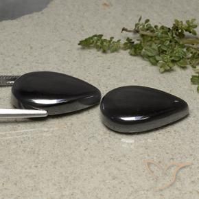 Shop natural 66.54ct Noir Gris Hématite gems, En forme de poire, from Brésil at GemSelect. In stock, global shipping!