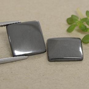 Achetez naturel 9.84ct Gris moyen Hématite gems, Carré, En provenance Brésil chez GemSelect. En stock, livraison internationale!