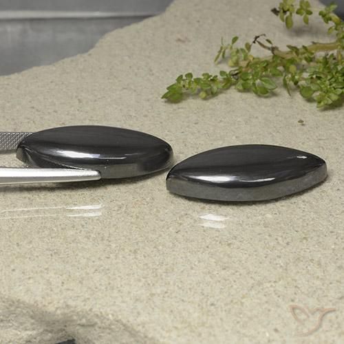 Shop natural 70.41ct Noir Gris Hématite gems, Marquise, from Brésil at GemSelect. In stock, global shipping!