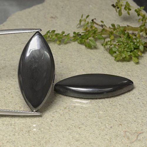 Shop natural 35.66ct Noir Gris Hématite gems, Marquise, from Brésil at GemSelect. In stock, global shipping!