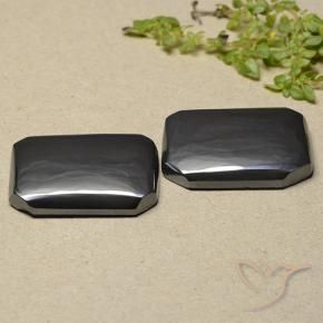 Shop natural 41.25ct Noir Gris Hématite gems, Octogone / coupe Émeraude, from Brésil at GemSelect. In stock, global shipping!