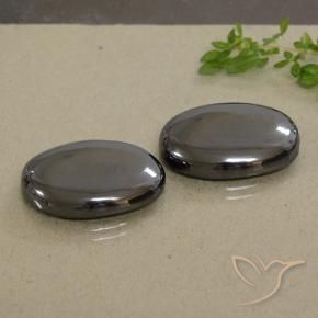 Shop natural 49.07ct Gris moyen Hématite gems, ovale, from Brésil at GemSelect. In stock, global shipping!