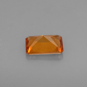 Grenat hessonite orange naturelle taille émeraude, 0,63 ct, VS