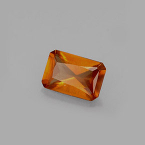 Grenat hessonite orange naturelle taille émeraude, 0,60 ct, VS