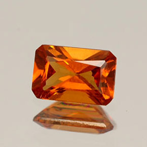 Grenat hessonite orange naturelle taille émeraude, 0,54 ct, VS