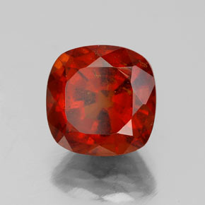 Grenat hessonite orange naturelle coupe coussin, 3,08 ct, VS