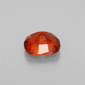 Grenat Hessonite Rouge moyen naturelle Coupe coussin, 1.50 ct, SI