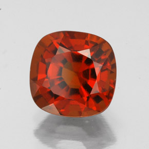 Grenat hessonite orange naturelle coupe coussin, 2,61 ct, VS