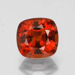 Grenat hessonite orange naturelle coupe coussin, 2,45 ct, VS-SI