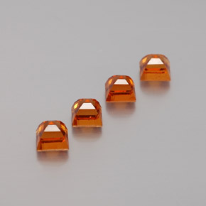 Achetez naturel 1,46ct orange grenat hessonite gems, carré, en provenance sri lanka chez gemselect. en stock, livraison internationale!