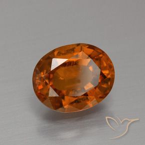 Grenat Hessonite Orange moyen naturelle ovale, 2.19 ct, VS-SI