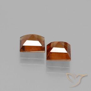 Shop natural 2.43ct Orange moyen-foncé Grenat Hessonite gems, Carré, from Madagascar at GemSelect. In stock, global shipping!