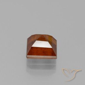 Grenat Hessonite Orange foncé naturelle Carré, 2.19 ct, VS-SI