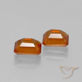 Shop natural 2.28ct Orange moyen Grenat Hessonite gems, Octogone / coupe Émeraude, from Madagascar at GemSelect. In stock, global shipping!