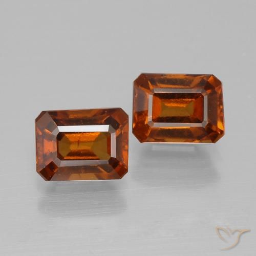 Shop natural 2.61ct Orange foncé Grenat Hessonite gems, Octogone / coupe Émeraude, from Madagascar at GemSelect. In stock, global shipping!