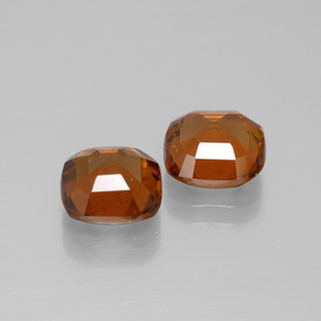 Achetez naturel 4,84ct orange grenat hessonite gems, coupe coussin, en provenance madagascar chez gemselect. en stock, livraison internationale!