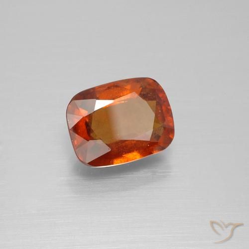 Grenat Hessonite Orange feu naturelle Coussin, 2.61 ct, VS