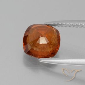 Grenat Hessonite Orange rougeâtre naturelle Coussin, 2.32 ct, SI