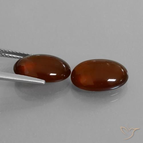 Shop natural 9.31ct Brun moyen-foncé Grenat Hessonite gems, ovale, from Sri Lanka at GemSelect. In stock, global shipping!
