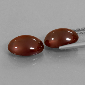 Achetez naturel 7.67ct Rouge cramoisi profond Grenat Hessonite gems, Coupe ovale, En provenance Sri Lanka chez GemSelect. En stock, livraison internationale!