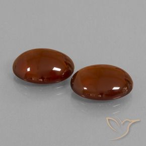 Shop natural 12.00ct Brun moyen-foncé Grenat Hessonite gems, ovale, from Sri Lanka at GemSelect. In stock, global shipping!